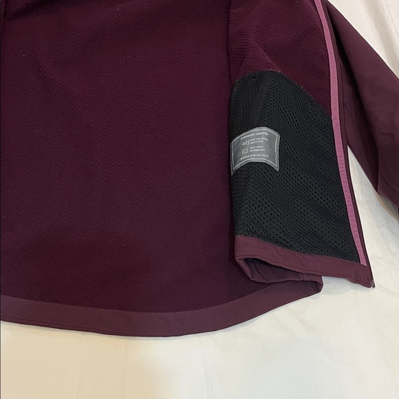 Ariat Woman’s  Purple Performance Jacket - Picture 16 of 16